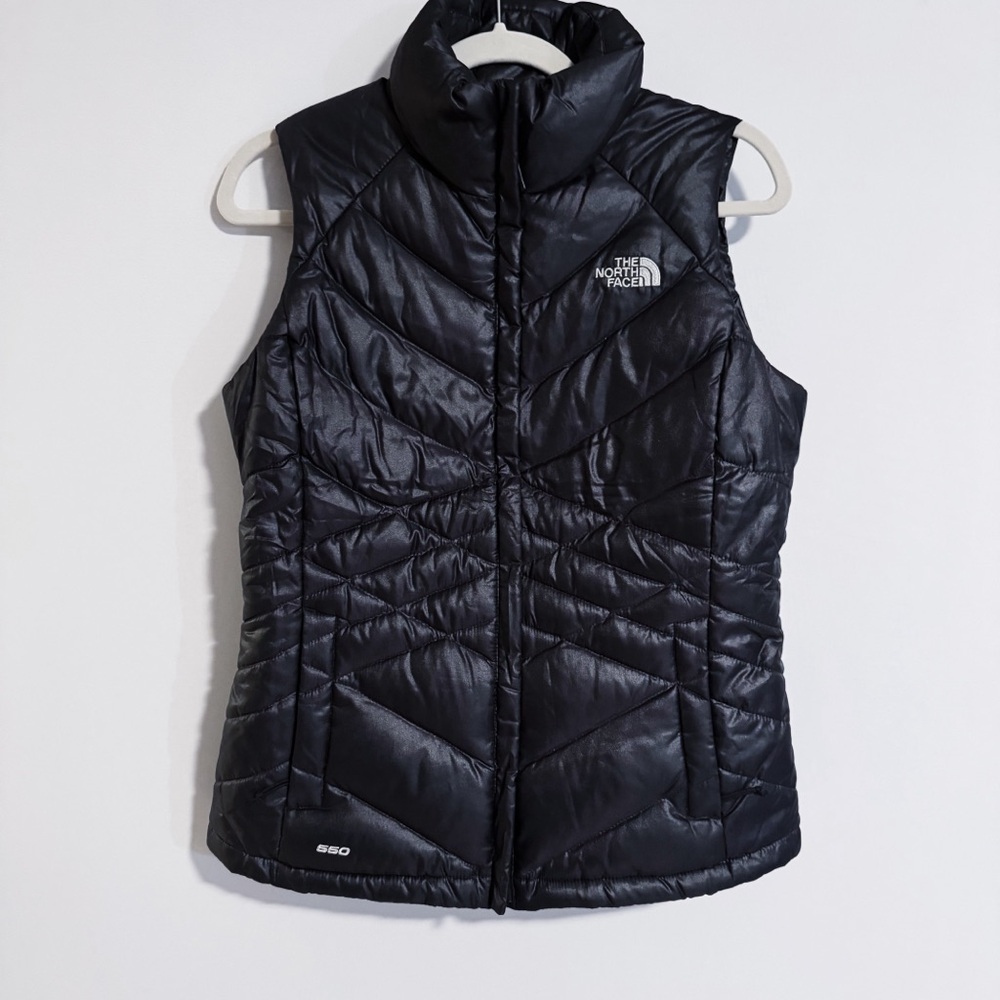 The North Face - Black 550 Puffer Vest